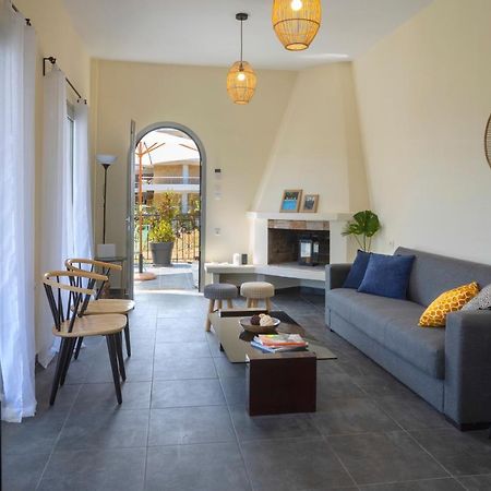 Sunny Sea House Villa Rafina  Bagian luar foto