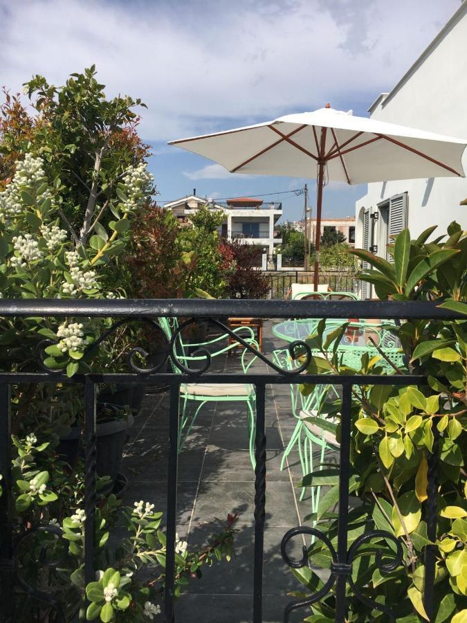 Sunny Sea House Villa Rafina  Bagian luar foto
